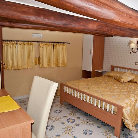 Olimpo Degli Dei Bed and Breakfast Νάπολη Εξωτερικό φωτογραφία