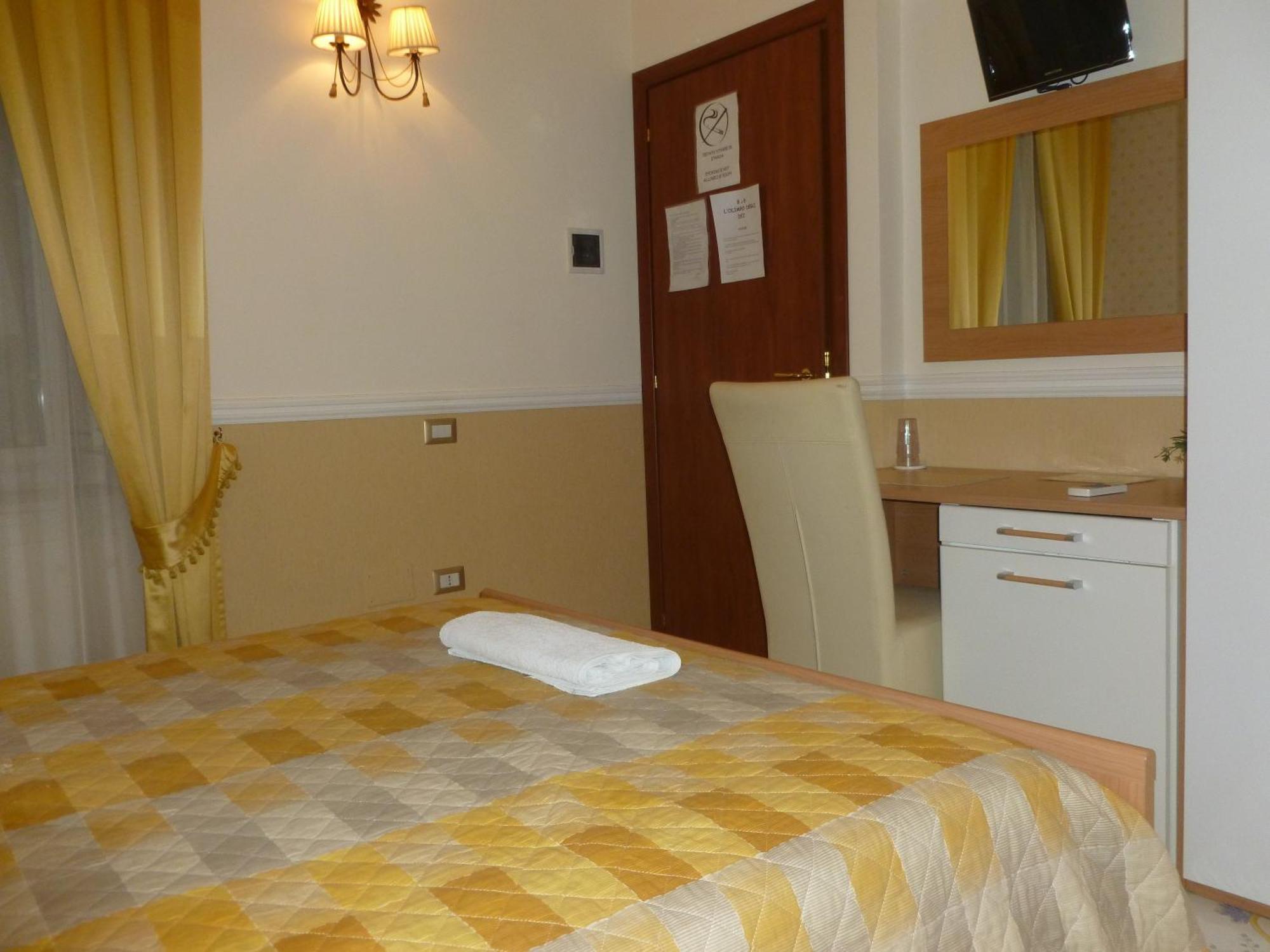 Olimpo Degli Dei Bed and Breakfast Νάπολη Δωμάτιο φωτογραφία
