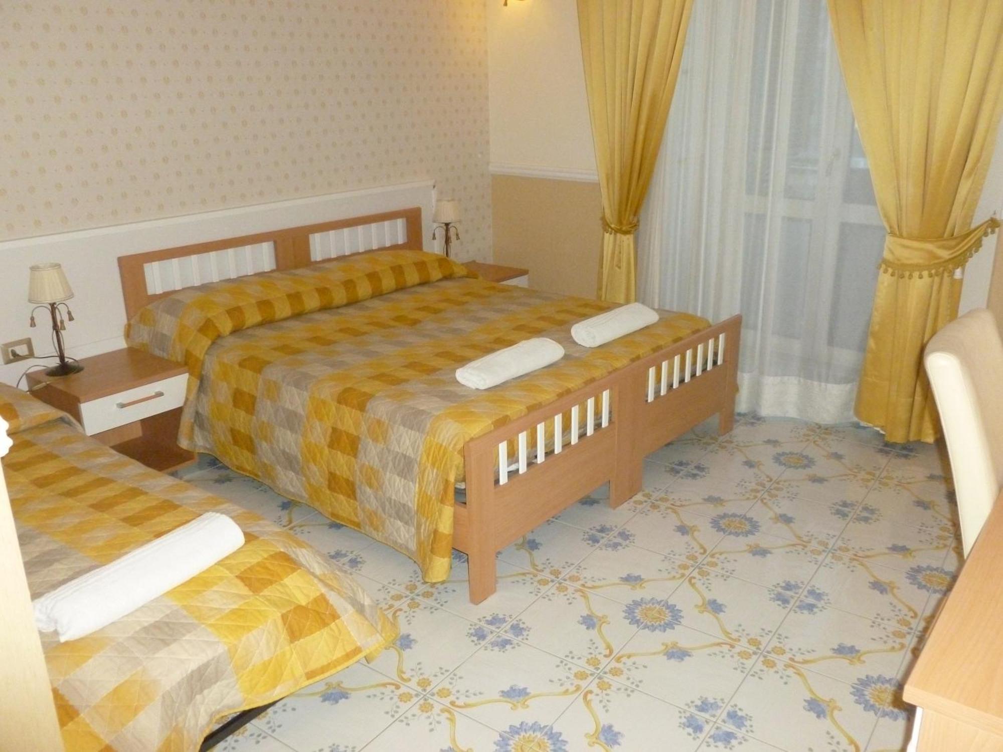Olimpo Degli Dei Bed and Breakfast Νάπολη Δωμάτιο φωτογραφία