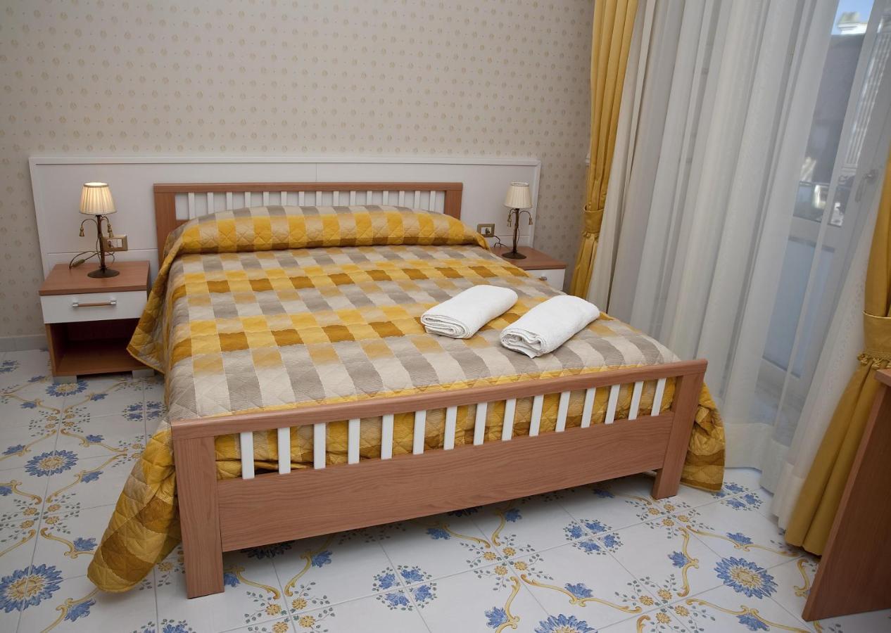 Olimpo Degli Dei Bed and Breakfast Νάπολη Δωμάτιο φωτογραφία